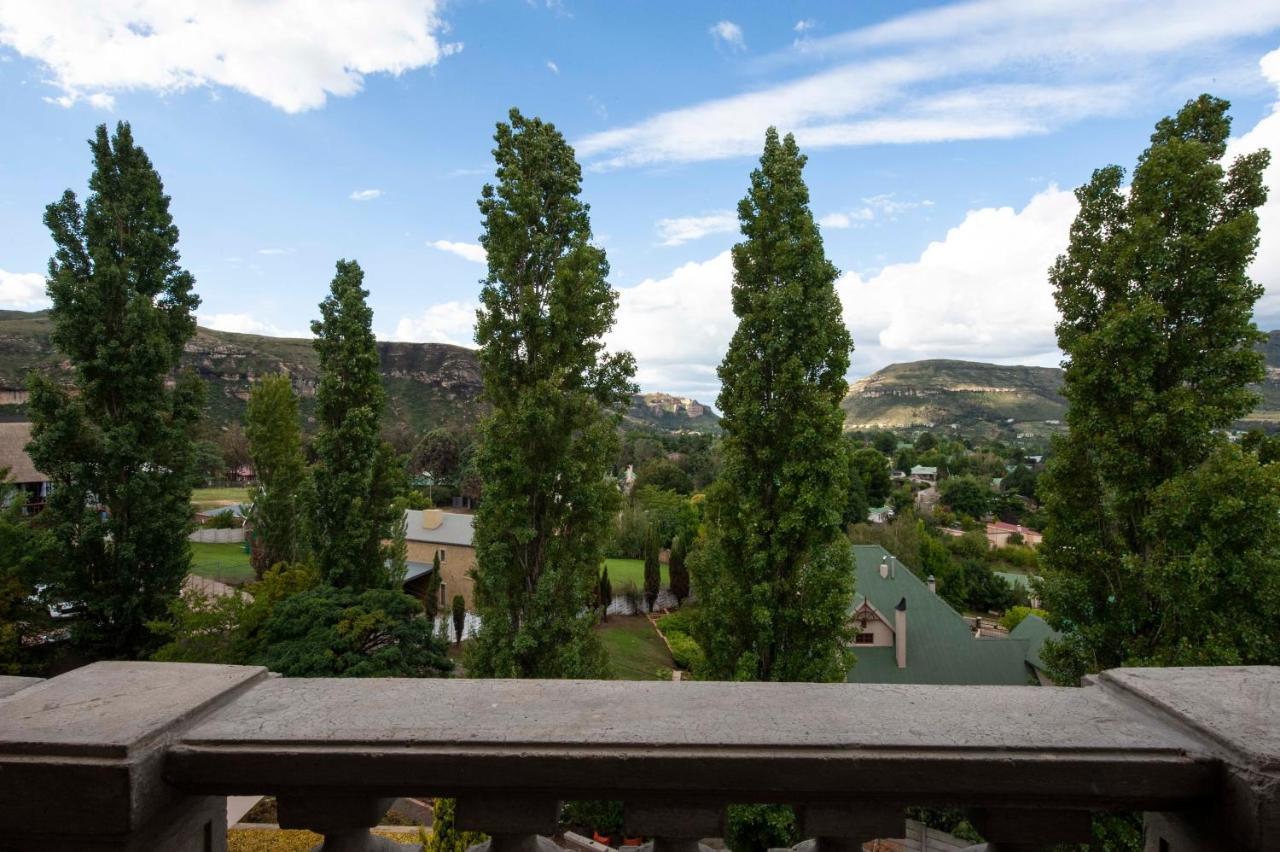 Hotel IL Castello Clarens Exterior foto